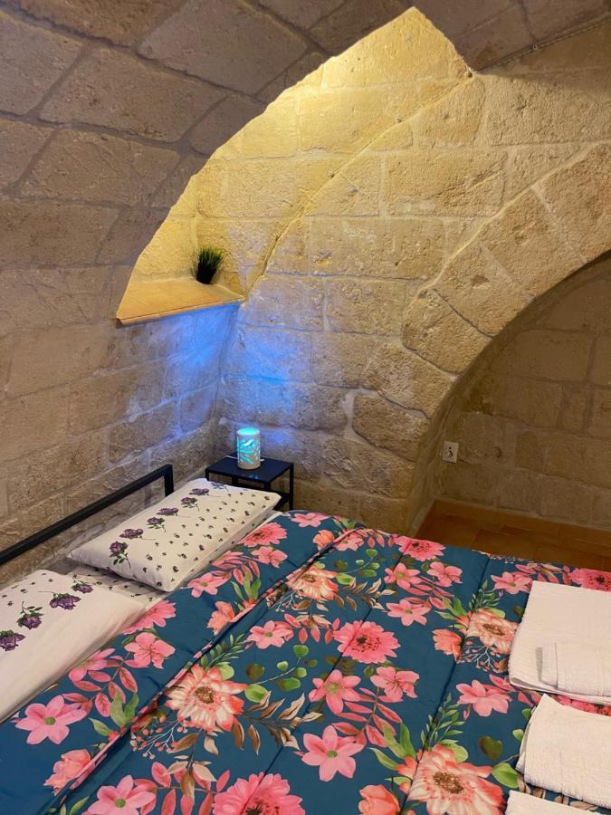 Sassi Low Cost Matera Bagian luar foto