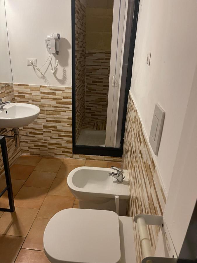 Sassi Low Cost Matera Bagian luar foto